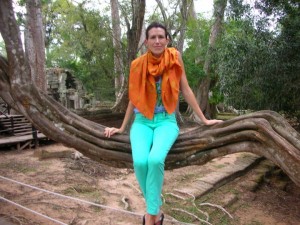 Kim-Philley-Ta-Prohm-Temple-Teal-green-jeans