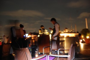 Waiters-Vertigo-Bar-Banyn-Tree-Bangkok
