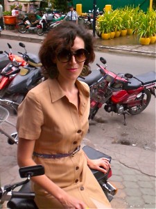 Kim-Philley-for-FU-at-COLOR-vintage-Phnom-Penh-safari-dress-on-moto